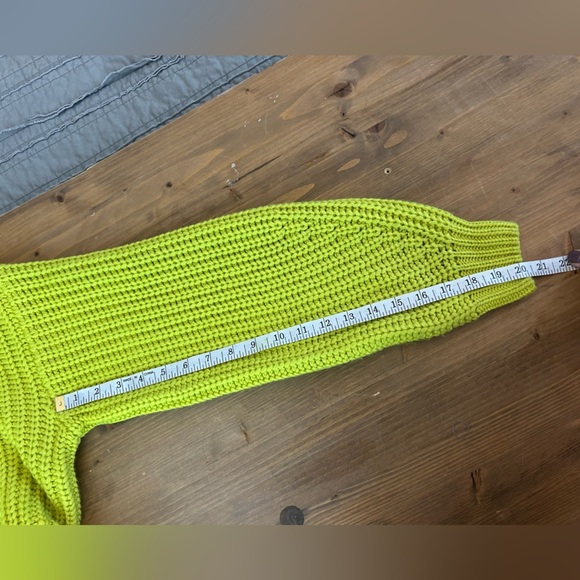 Show Me Your MuMu Bailey Like Green Chunky Knit Oversized Sweater Size Small - Picture 15 of 16